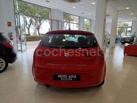 Usado Seat Leon Sport 140 CV (102 kW) 2010 Granate Berlina