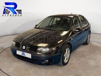 Usado Seat Leon Sport 110 CV (80 kW) 2004 Negro Utilitario