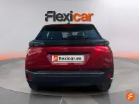 Usado Peugeot 2008 Active 100 CV (73 kW) 2023 Rojo SUV