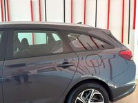 Usado Hyundai i30 116 CV (85 kW) 2022 Gris Familiar