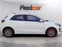 Usado Kia Rio 84 CV (61 kW) 2023 Blanco Utilitario