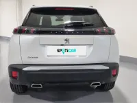 Usado Peugeot 2008 Allure 130 CV (95 kW) 2020 Blanco SUV