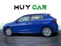 Usado Skoda Fabia Essence 80 CV (58 kW) 2024 Azul Utilitario