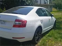 Usado Skoda Octavia Ambition 150 CV (110 kW) 2019 Blanco Berlina