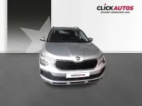 Usado Skoda Kamiq Selection 95 CV (69 kW) 2025 Plateado SUV