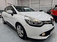 Usado Renault Clio GrandTour Dynamique 90 CV (66 kW) 2014 Blanco Familiar