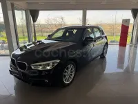 Usado BMW 118 140 CV (102 kW) 2019 Negro Utilitario