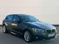 Usado BMW 118 M Sport 150 CV (110 kW) 2019 Gris Utilitario