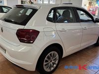 Usado VW Polo R-line 95 CV (69 kW) 2018 Blanco Utilitario
