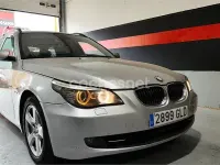 Usado BMW 530 235 CV (172 kW) 2009 Gris / plata Familiar