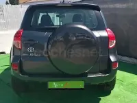 Usado Toyota RAV4 Premium 177 CV (130 kW) 2007 Gris / plata SUV