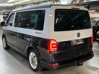 Usado VW California Beach 198 CV (145 kW) 2019 Azul Van