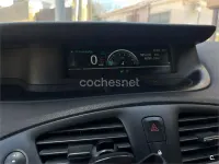 Usado Renault Scénic III LIMITED 115 CV (84 kW) 2015 Blanco Monovolumen