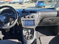 Usado Seat Leon Stylance 102 CV (75 kW) 2008 Negro Utilitario