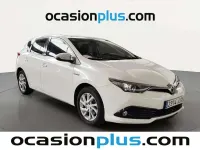 Usado Toyota Auris Hybrid Active 136 CV (100 kW) 2015 Blanco Utilitario