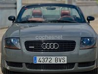 Usado Audi TT Roadster 225 CV (165 kW) 2002 Gris / plata Descapotable