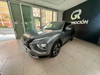 Usado Mitsubishi Eclipse Cross 188 CV (138 kW) 2022 Gris / plata SUV