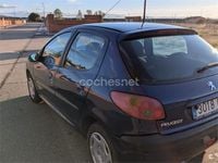 Usado Peugeot 206 75 CV (55 kW) 2003 Azul Berlina