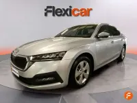 Usado Skoda Octavia Ambition 116 CV (85 kW) 2022 Gris Utilitario