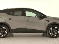Usado Renault Captur Techno 100 CV (73 kW) 2025 Gris SUV