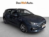 Usado Hyundai i30 120 CV (88 kW) 2022 Azul Berlina