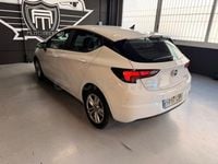 Usado Opel Astra Dynamic 136 CV (100 kW) 2019 Blanco Berlina