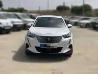 Usado Peugeot e-2008 Active 100 kW (136 CV) 2021 Blanco SUV