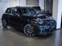 Usado Mini Cooper 204 CV (150 kW) 2024 Negro Utilitario