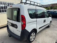 Usado Opel Combo Expression 90 HP (66 kW) 2014 Branco Monovolume