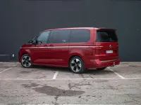 Usado VW T7 Style 150 CV (110 kW) 2025 Rojo Van