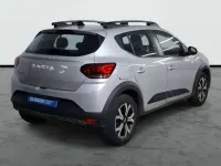 Usado Dacia Sandero 91 CV (66 kW) 2022 Gris Berlina