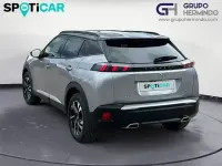 Usado Peugeot 2008 GT 130 CV (95 kW) 2022 Gris SUV