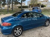 Usado Peugeot 307 CC 110 CV (80 kW) 2006 Azul Descapotable