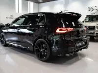 Usado VW Golf VIII R 333 CV (244 kW) 2024 Negro Berlina