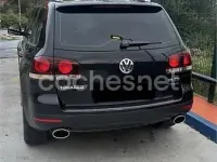 Usado VW Touareg 225 CV (165 kW) 2008 Negro SUV