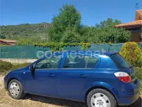 Usado Opel Astra Cosmo 100 CV (73 kW) 2005 Azul Berlina