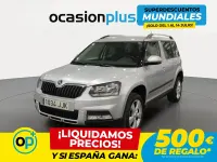 Usado Skoda Yeti Ambition 110 CV (80 kW) 2015 Gris SUV