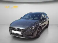 Usado Hyundai i30 N Line 120 CV (88 kW) 2023 Gris / plata Familiar