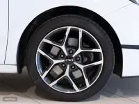Usado Kia Ceed Sportswagon 120 CV (88 kW) 2022 Blanco Familiar