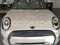 Usado Mini Cooper 136 CV (100 kW) 2023 Beige Utilitario