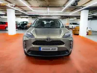 Usado Toyota Yaris Cross Active 116 CV (85 kW) 2024 Gris / plata SUV