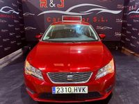 Usado Seat Leon Style 105 CV (77 kW) 2014 Granate Berlina