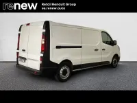 Usado Renault Trafic 110 CV (80 kW) 2022 Blanco Monovolumen
