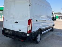 Usado Ford Transit Trend 130 CV (95 kW) 2022 Blanco