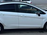 Usado Ford Fiesta Titanium 95 CV (69 kW) 2010 Blanco Utilitario