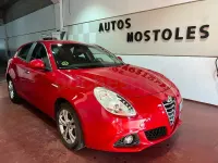 Usado Alfa Romeo Giulietta Distinctive 105 CV (77 kW) 2014 Granate Utilitario