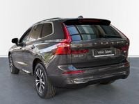 Usado Volvo XC60 Core 250 CV (183 kW) 2025 Gris / plata SUV
