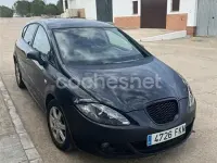 Usado Seat Leon Reference 105 CV (77 kW) 2007 Negro Utilitario