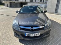 Usado Opel Astra GTC Sport 120 CV (88 kW) 2010 Gris / plata Berlina