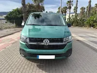 Usado VW Caravelle 110 CV (80 kW) 2021 Verde Van